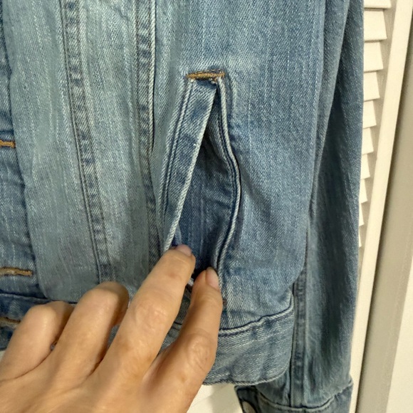 H&M Denim Jacket classic blue front side pockets size 12 - Picture 6 of 8